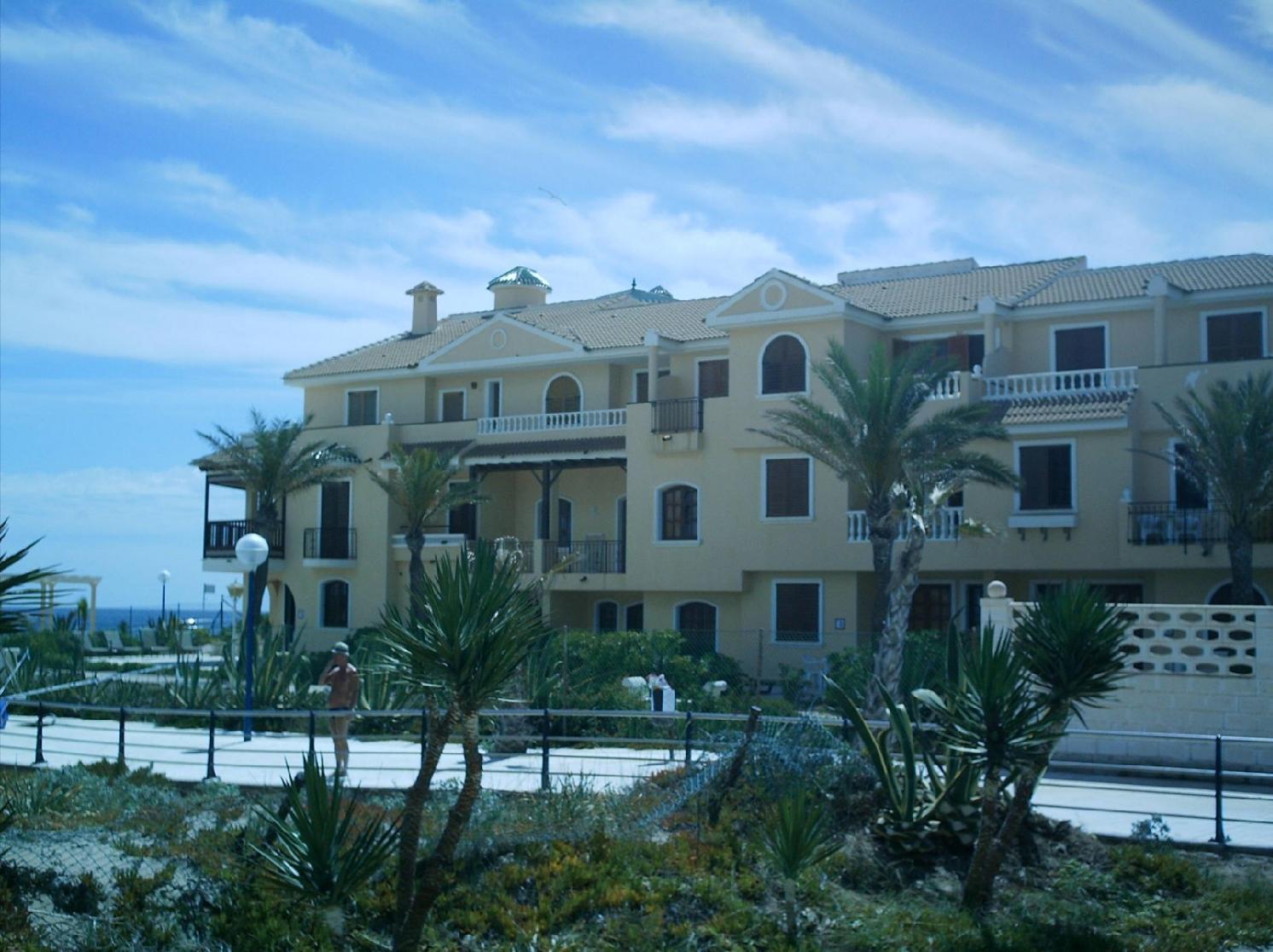 Shoal Apartamentos Oriola  Exterior foto